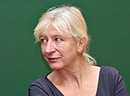 Die Schauspielerin, Sprecherin und Autorin Steffi Bttger ( Armin Khne)